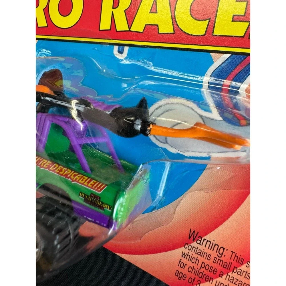 NIP Vintage 1993 Matchbox Looney Tunes Pro Racers Bugs Bunny & Daffy Duck